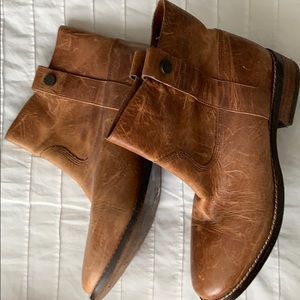 Super cute vince camuto brown boots!